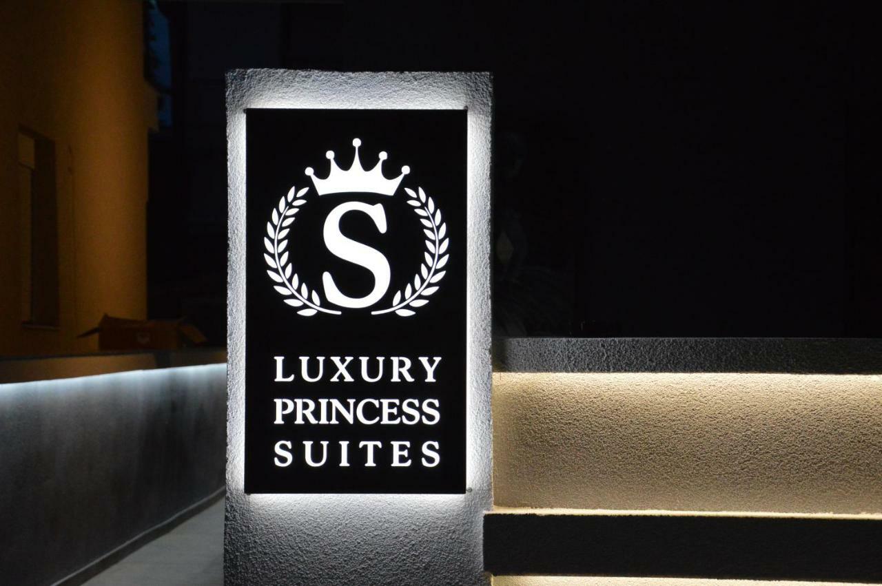 S. Luxury Princess Suite Nea Kallikrateia Dış mekan fotoğraf
