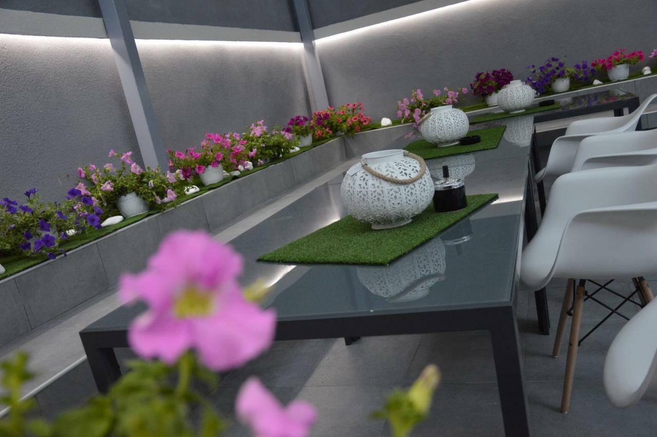 S. Luxury Princess Suite Nea Kallikrateia Dış mekan fotoğraf