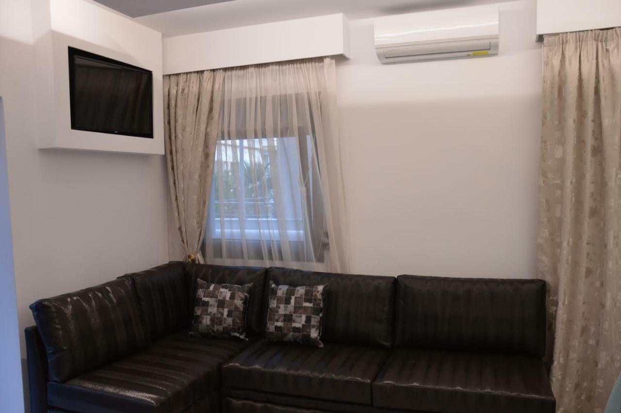 S. Luxury Princess Suite Nea Kallikrateia Dış mekan fotoğraf