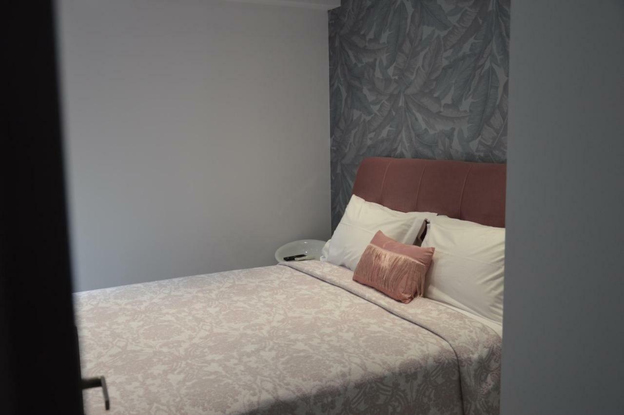 S. Luxury Princess Suite Nea Kallikrateia Dış mekan fotoğraf