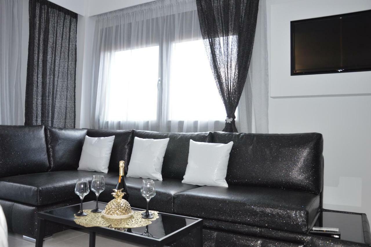 S. Luxury Princess Suite Nea Kallikrateia Dış mekan fotoğraf